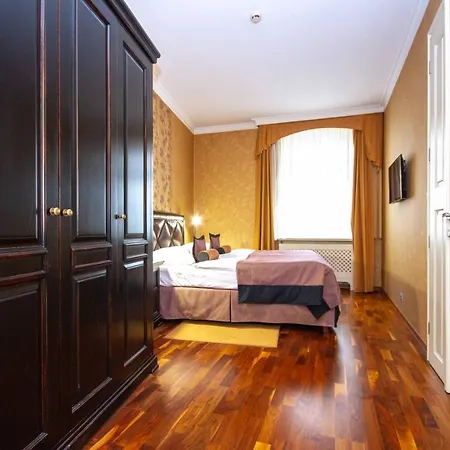 Отель Skaritz & 4*