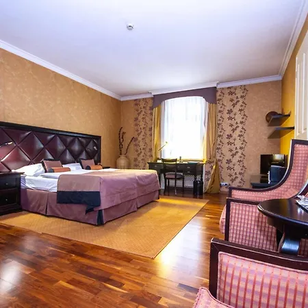 Skaritz & Отель