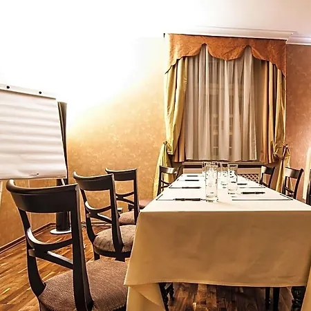 Skaritz & 4* Pressburg