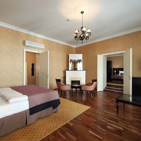 Skaritz & Отель 4*