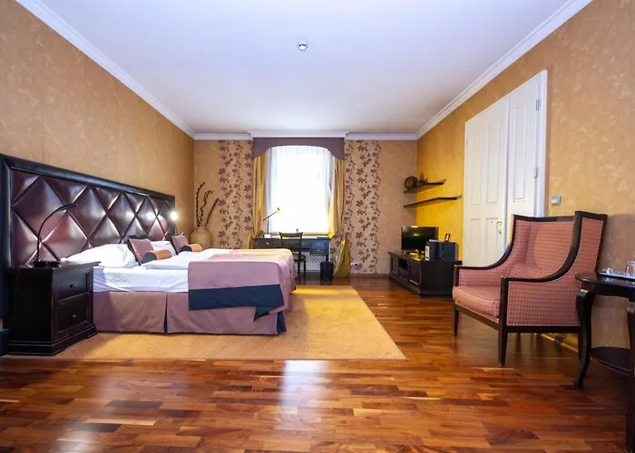 Skaritz & Отель 4*