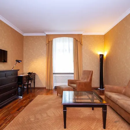 Otel Skaritz &