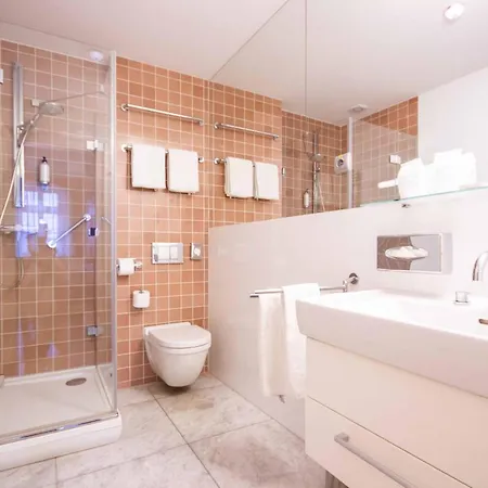 Otel Skaritz &