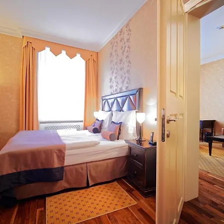 Otel Skaritz &